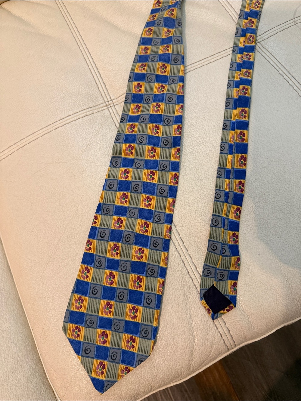 J. Garcia Blue, Yellow & Red Patterned Silk Tie